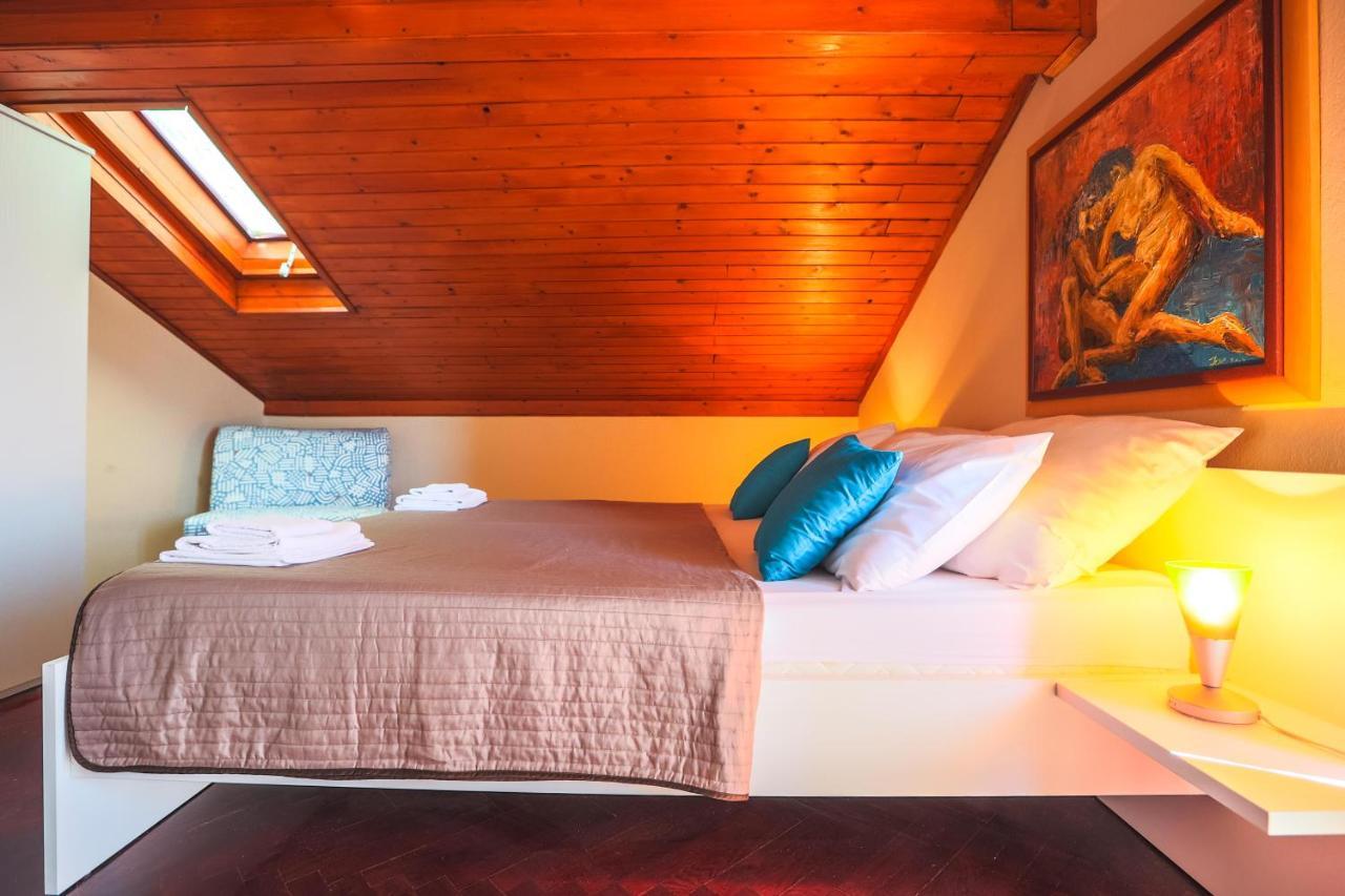 Apartments And Rooms Sinka Biograd Na Moru Bagian luar foto