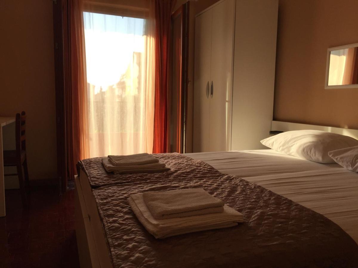Apartments And Rooms Sinka Biograd Na Moru Bagian luar foto